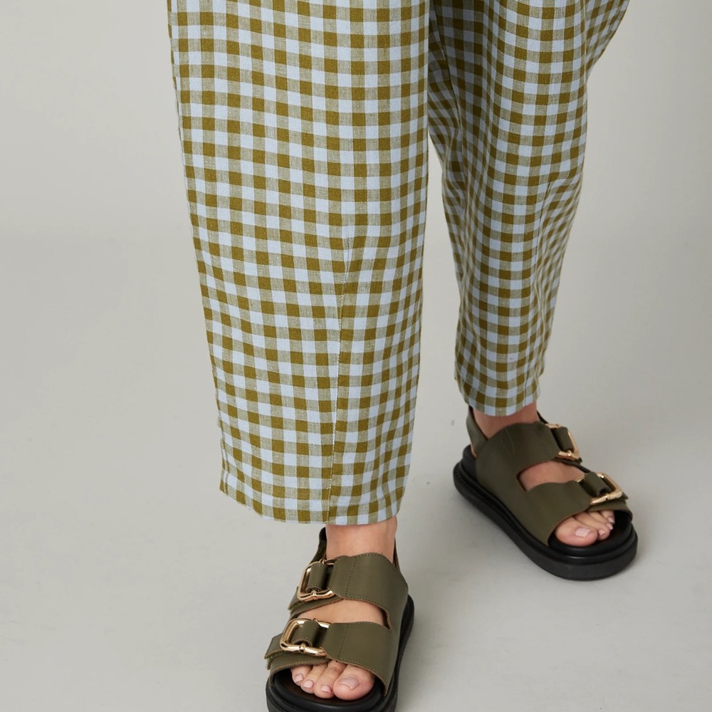Woman’s linen Green gingham Pants